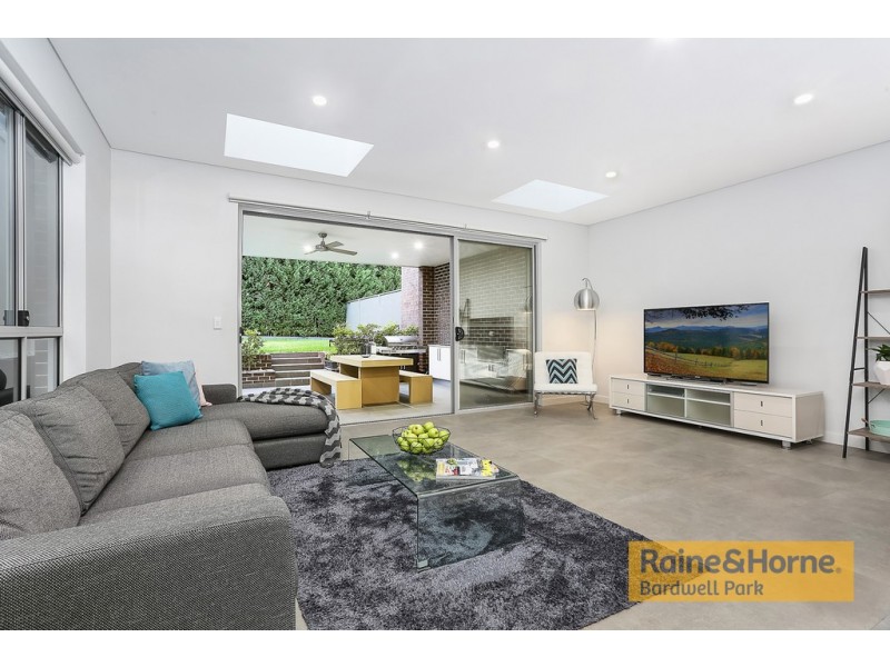20A Bykool Avenue, Kingsgrove NSW 2208