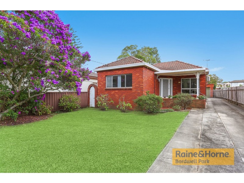 113 Ludgate Street, Roselands NSW 2196