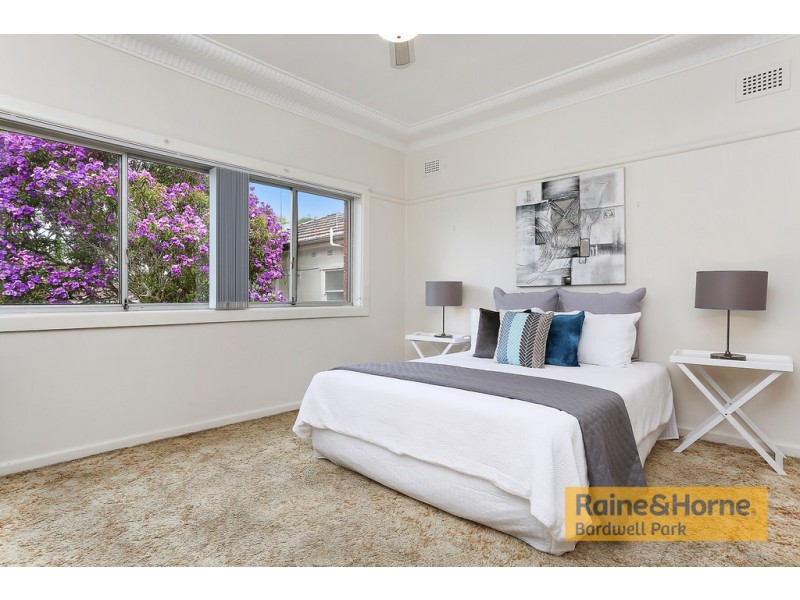 113 Ludgate Street, Roselands NSW 2196