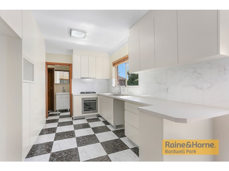 11 River Street, Earlwood NSW 2206