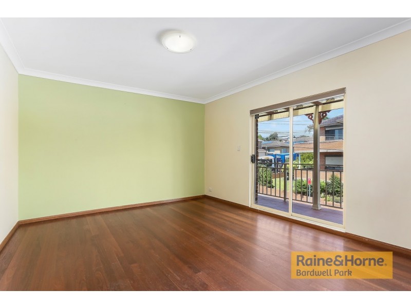 11 River Street, Earlwood NSW 2206