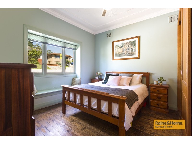 61 Lorraine Avenue, Bardwell Valley NSW 2207