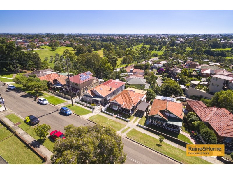 61 Lorraine Avenue, Bardwell Valley NSW 2207