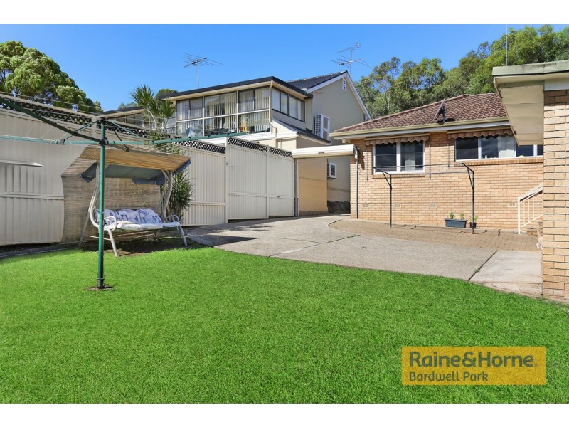 54 Rex Road, Georges Hall NSW 2198