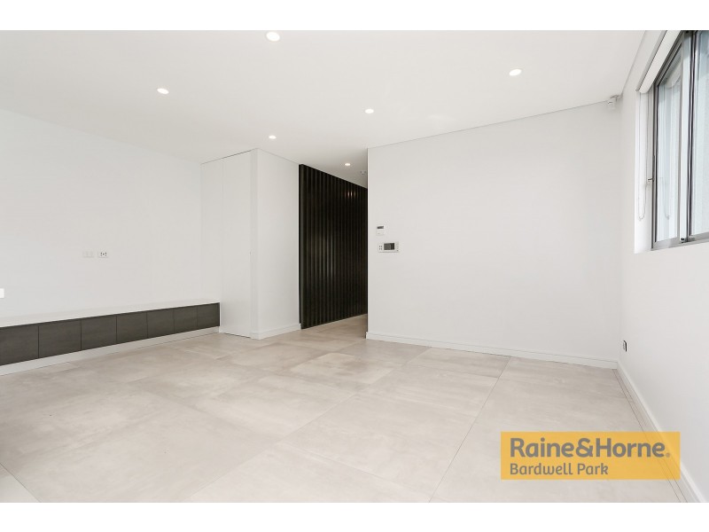 26 Shackel Avenue, Kingsgrove NSW 2208