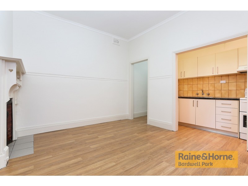 1/13 Crinan Street, Hurlstone Park NSW 2193