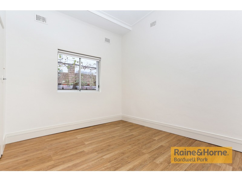 1/13 Crinan Street, Hurlstone Park NSW 2193