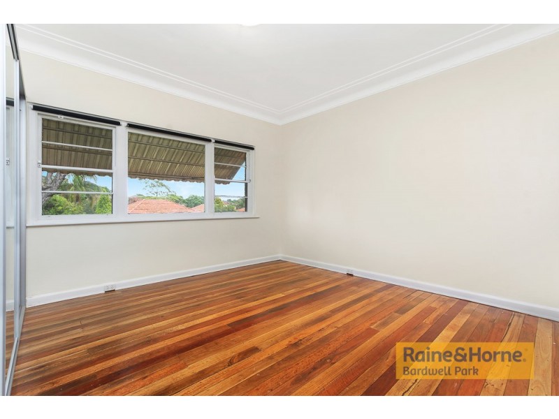 84 Kingsgrove Road, Clemton Park NSW 2206
