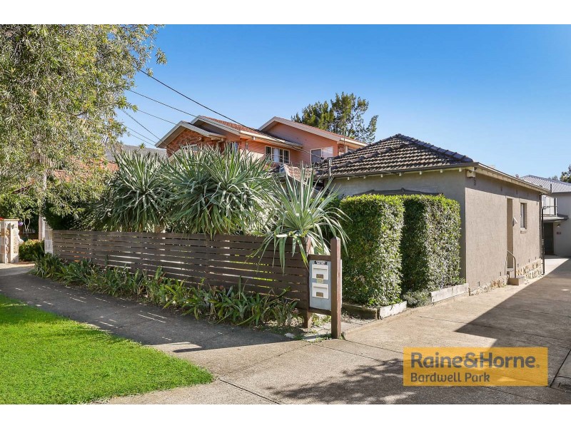 39 Waterside Crescent, Earlwood NSW 2206