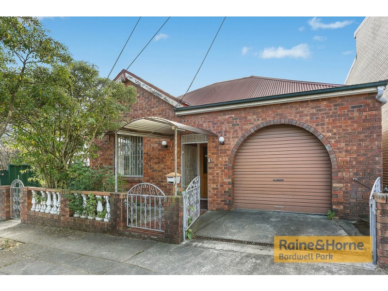 15 Sutherland Street, St Peters NSW 2044