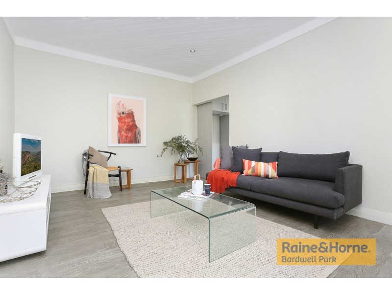 23 Banks Road, Earlwood NSW 2206