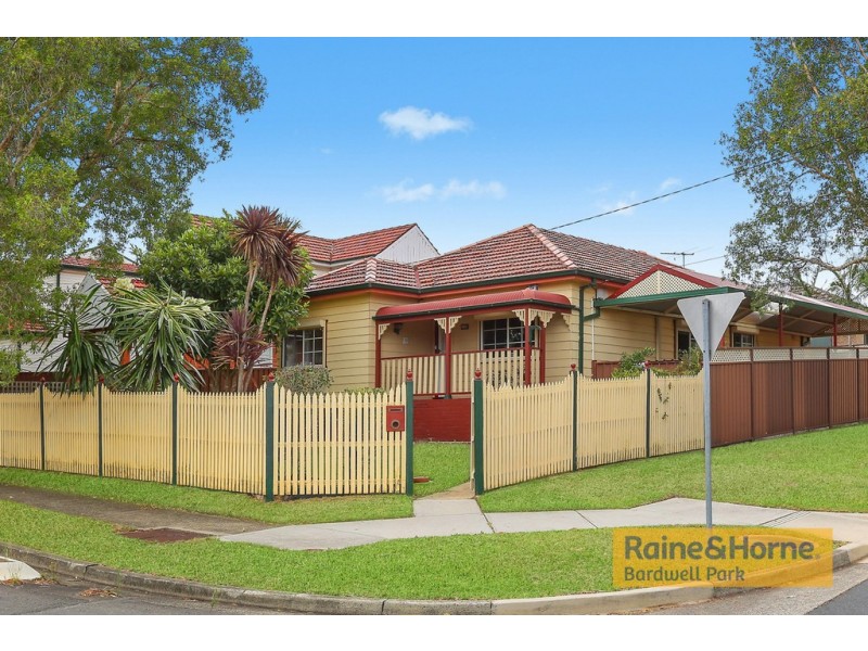 118 Moorefields Road, Kingsgrove NSW 2208