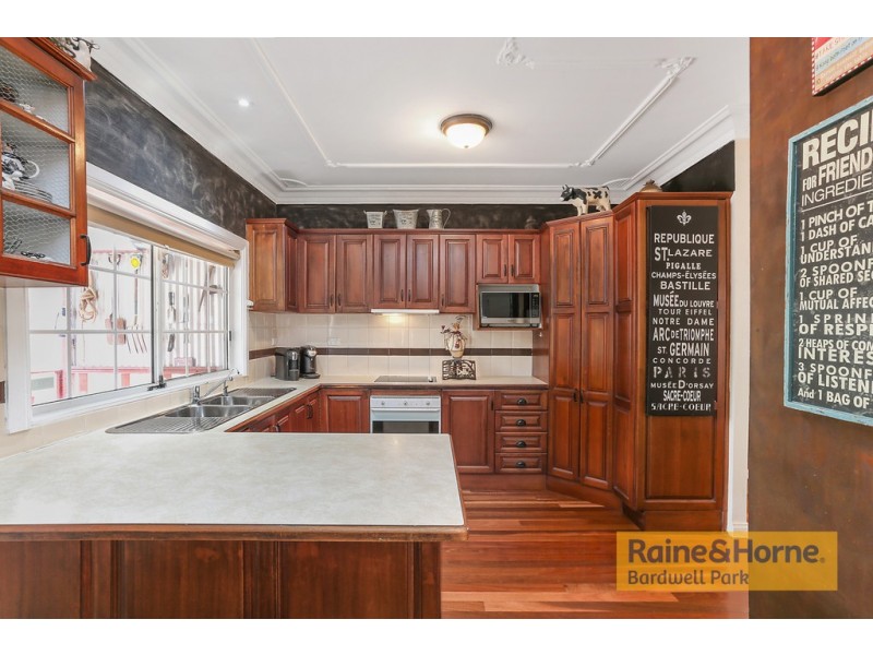 118 Moorefields Road, Kingsgrove NSW 2208