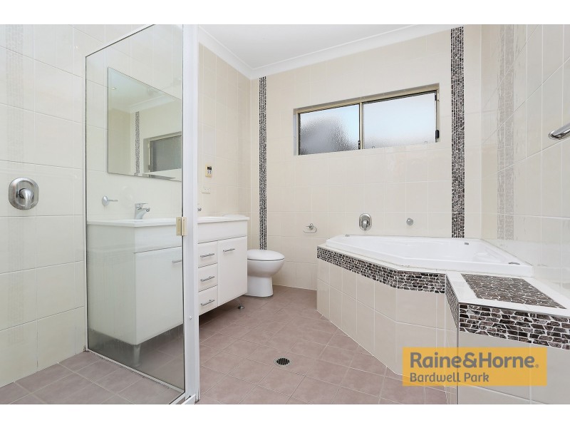 11 Caroline Street, Earlwood NSW 2206