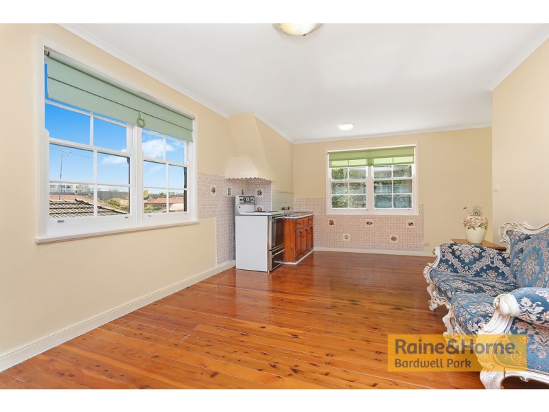 30 Onslow Street, Canterbury NSW 2193