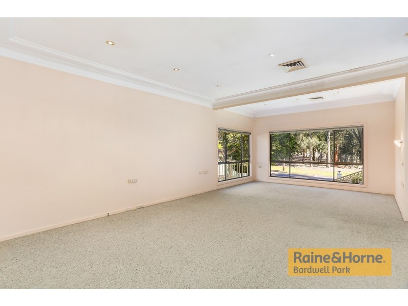 9 Kent Avenue, Roselands NSW 2196