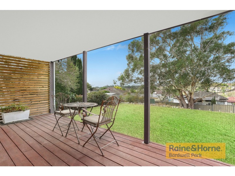 17 Moona Road, Kirrawee NSW 2232