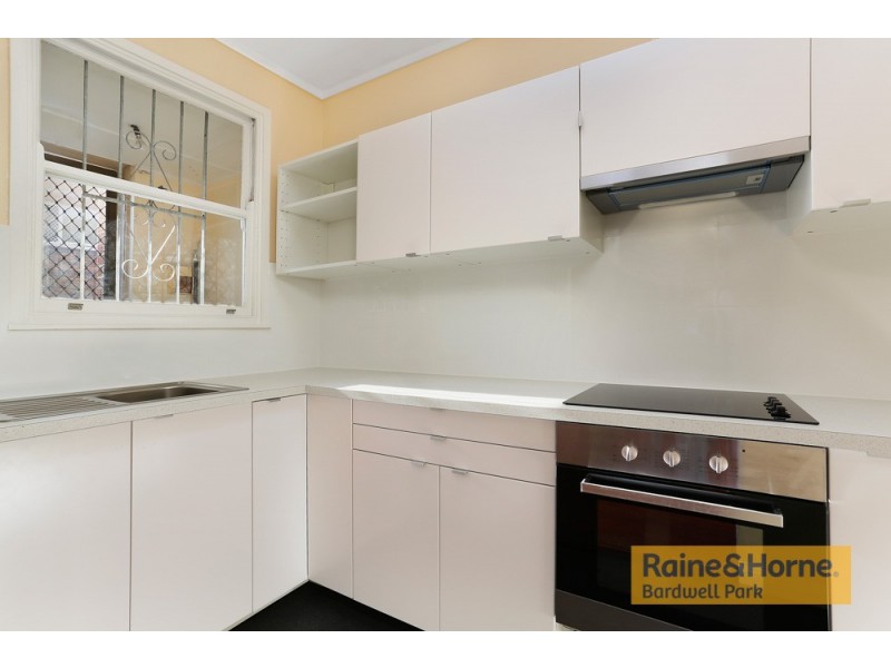 2/49 Thomas Street, Ashfield NSW 2131