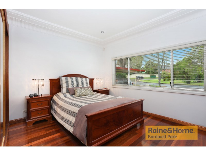 31 Central Road, Beverly Hills NSW 2209
