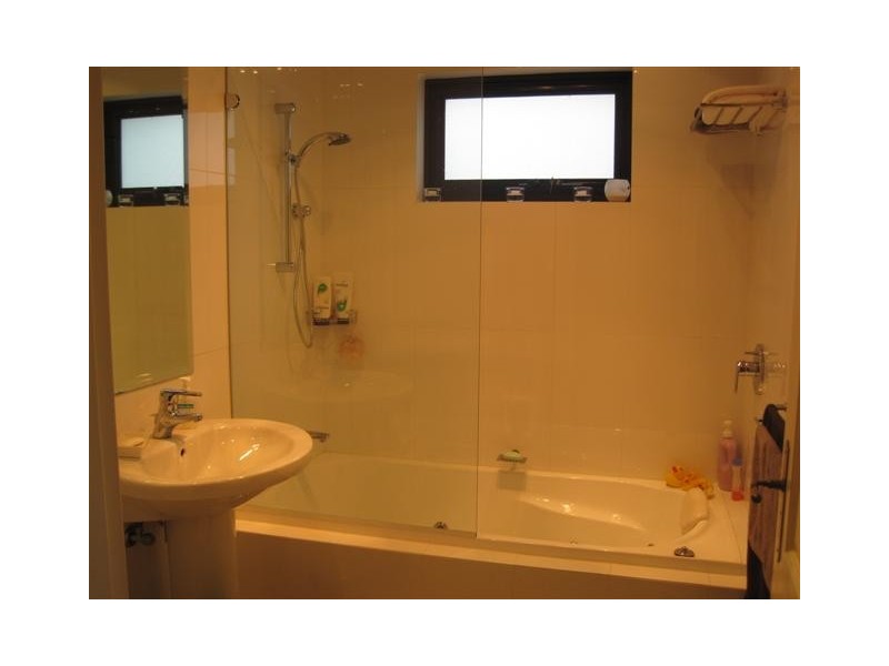 13A Junee Cres, Kingsgrove NSW 2208