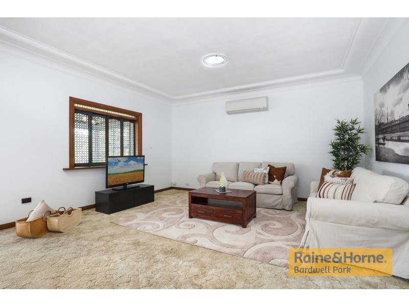 30 Hutchinson Street, Bardwell Park NSW 2207