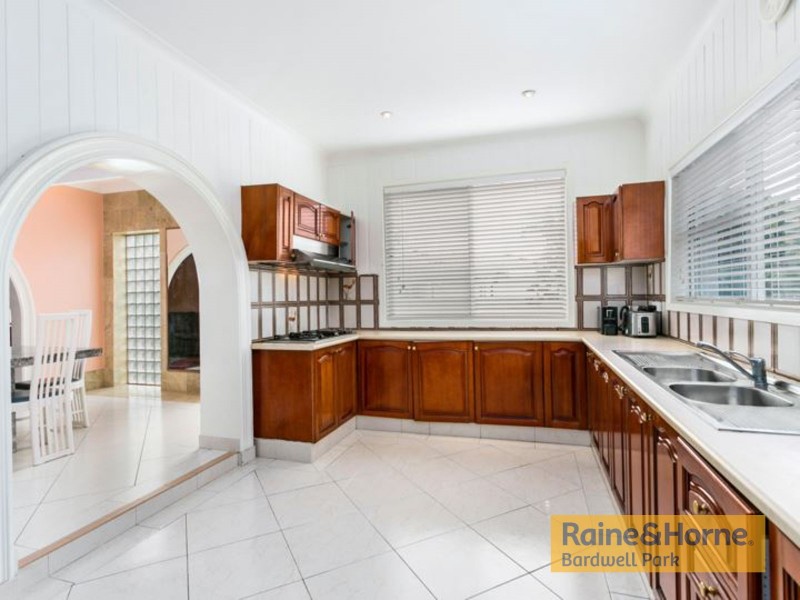 62 Staples Street, Kingsgrove NSW 2208