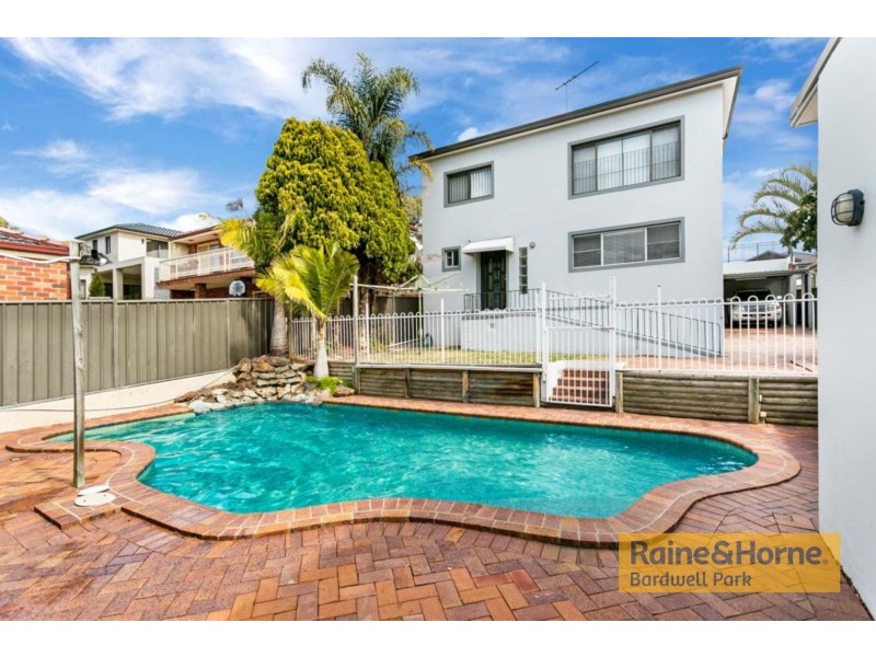 62 Staples Street, Kingsgrove NSW 2208