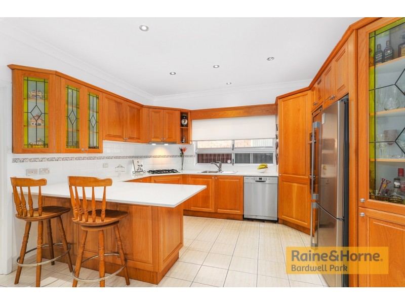 35 Glenview Avenue, Earlwood NSW 2206