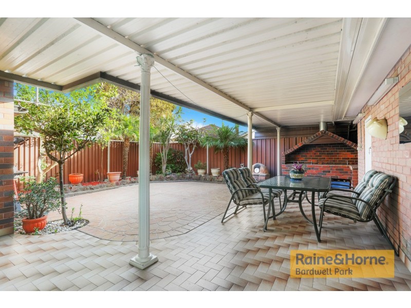 35 Glenview Avenue, Earlwood NSW 2206