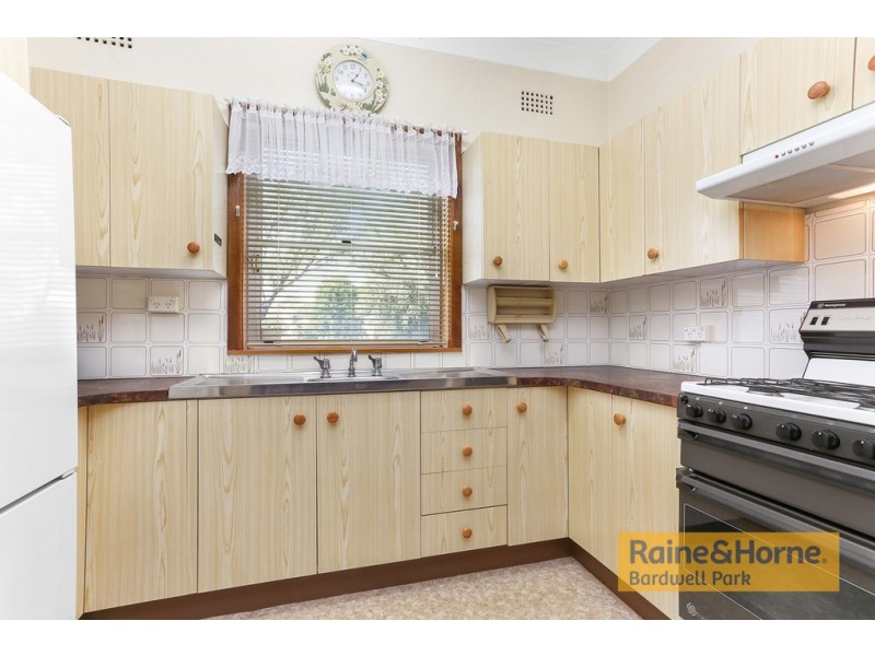 62 Turton Avenue, Clemton Park NSW 2206