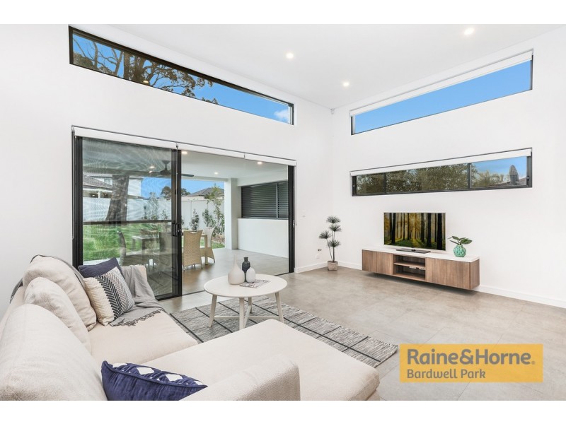 31a Penshurst Road, Roselands NSW 2196