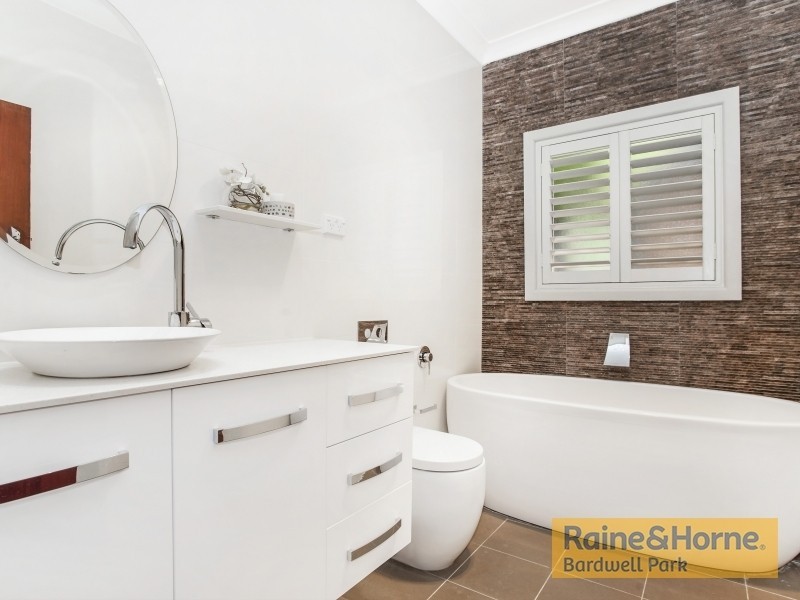 27 Walker Street, Turrella NSW 2205