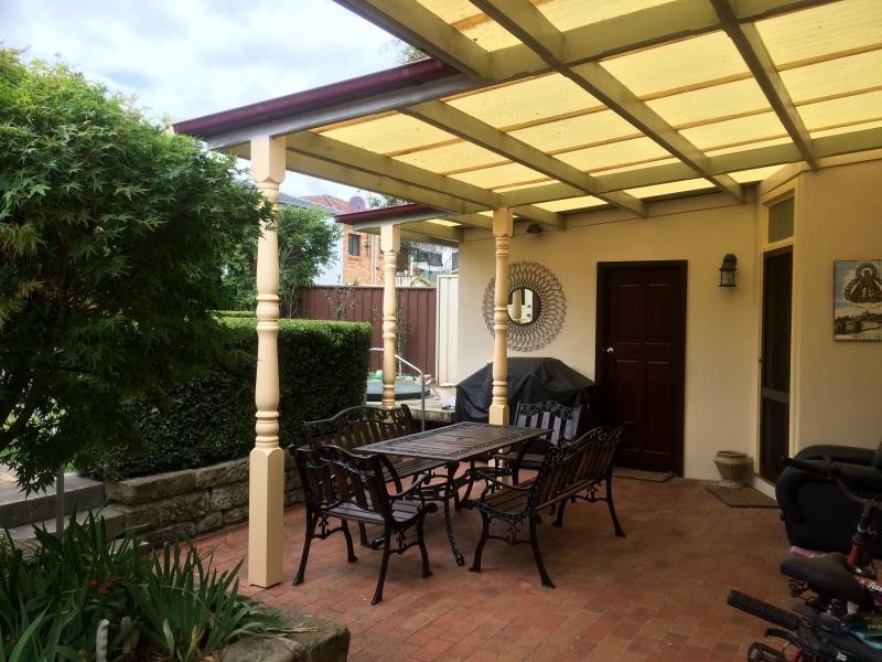 2 East Street, Bardwell Valley NSW 2207