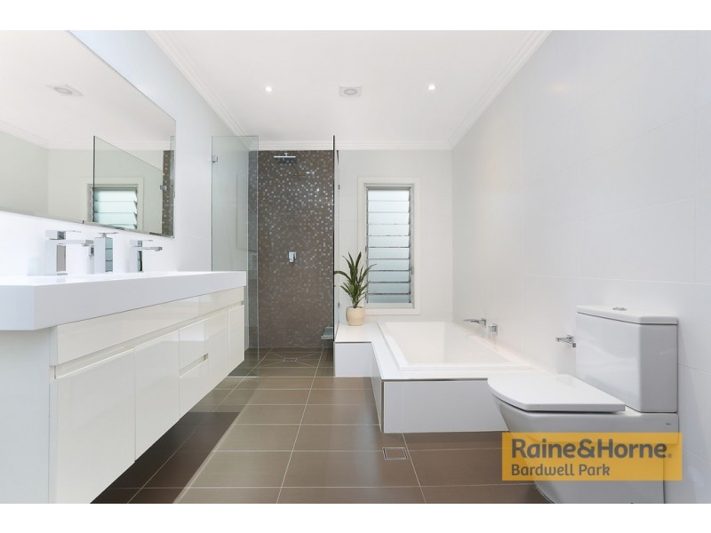 7 Reid Avenue, Clemton Park NSW 2206