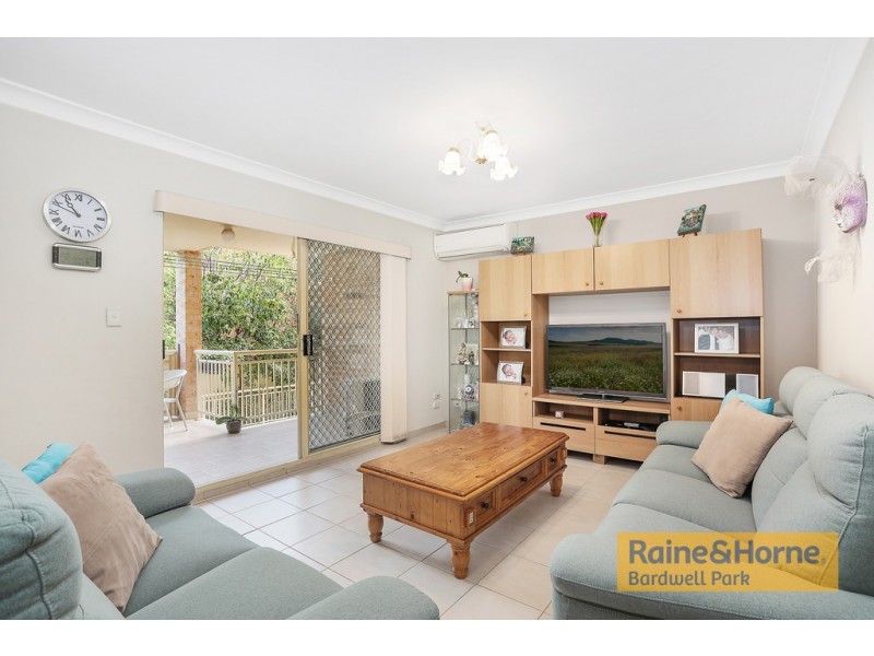 2/34-38 Graham Road, Narwee NSW 2209