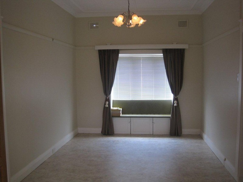 9 Fleet Avenue, Earlwood NSW 2206