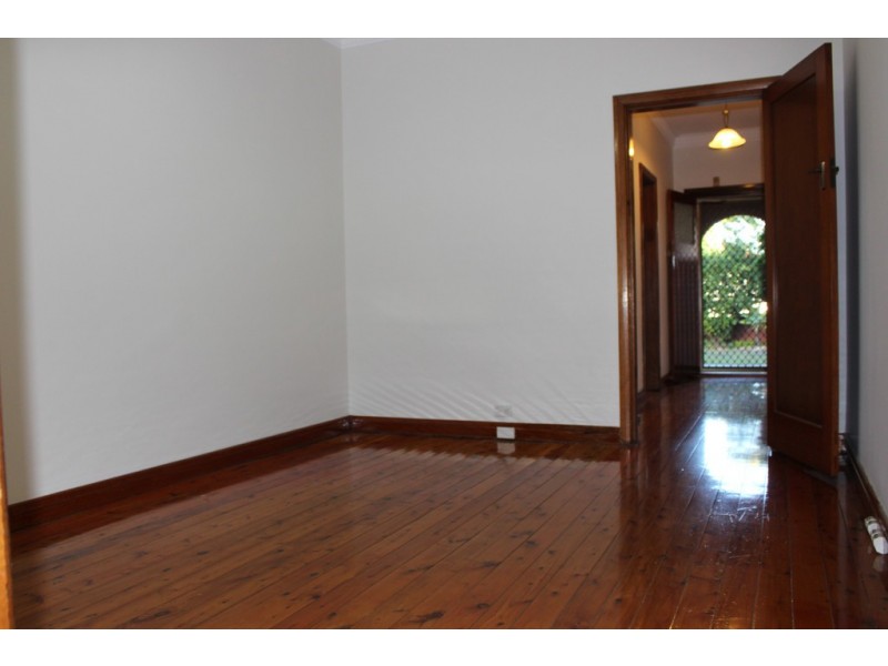 121 Bardwell Road, Bardwell Park NSW 2207