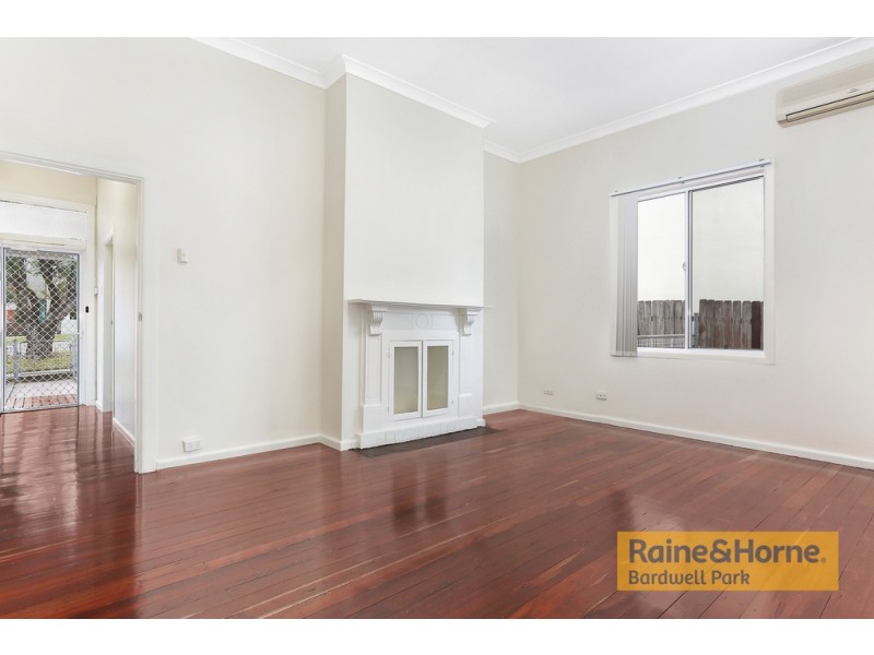 15 Tantallon Avenue, Arncliffe NSW 2205