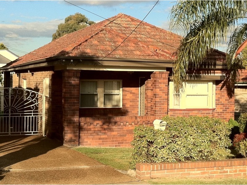 4 Christian Road, Punchbowl NSW 2196