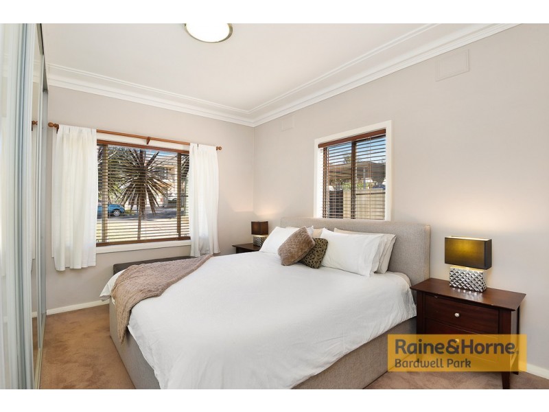 68 Armitree Street, Kingsgrove NSW 2208