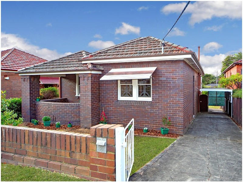 10 Renown Street, Oatley NSW 2223