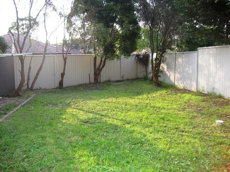 23a Woodlawn Avenue, Earlwood NSW 2206