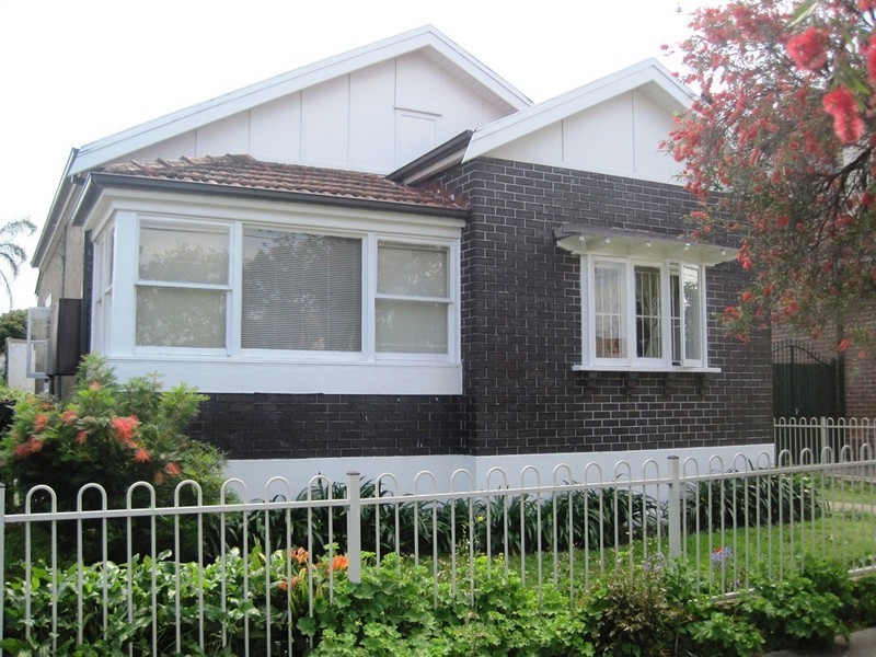 3 Wearne Street, Canterbury NSW 2193