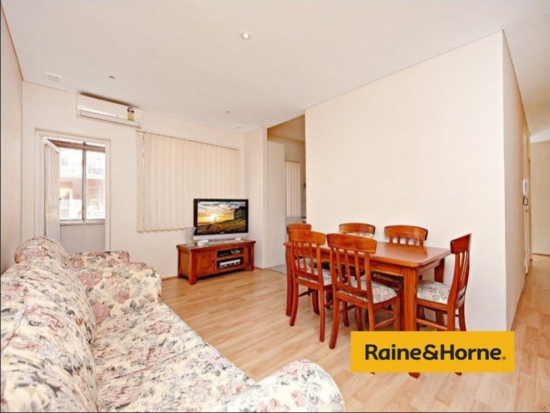 17/142 Chuter Avenue, Ramsgate NSW 2217