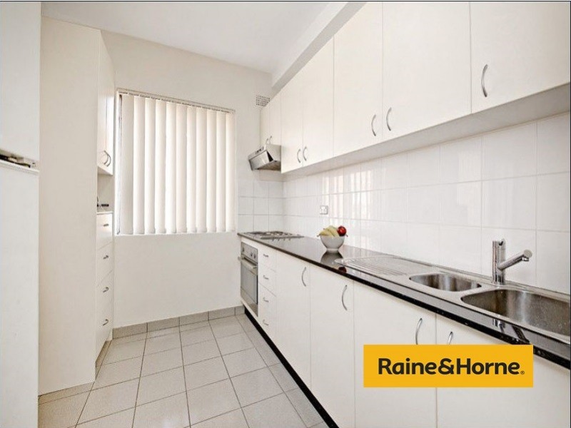 17/142 Chuter Avenue, Ramsgate NSW 2217