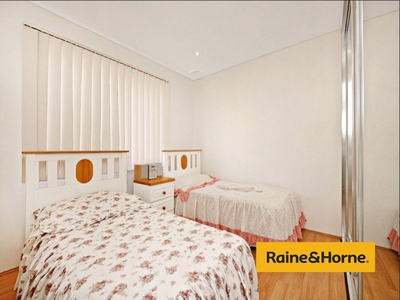 17/142 Chuter Avenue, Ramsgate NSW 2217