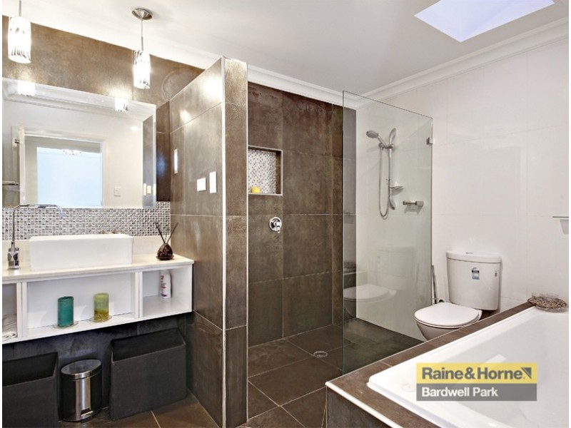 16 Victoria Street, Kogarah NSW 2217