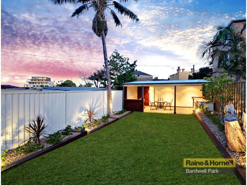 16 Victoria Street, Kogarah NSW 2217