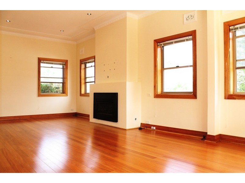 3 Bernard Avenue, Bardwell Park NSW 2207