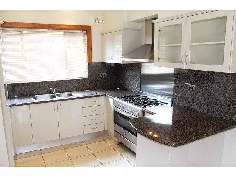 3 Bernard Avenue, Bardwell Park NSW 2207